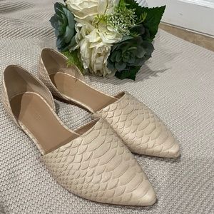 Vince flats point shoes